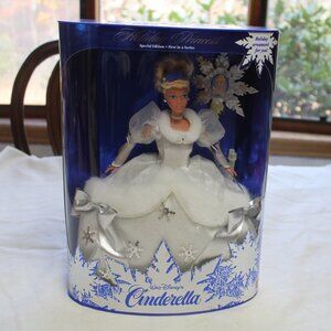Walt Disney's Holiday Princess Cinderella Doll 1996 Mattel 16090 NRFB